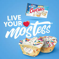 USA Hostess Birthday Cupcakes – Box of 8