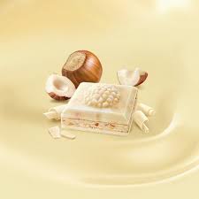 UK Ferrero Rocher Hazelnut White Chocolate Block 90gm